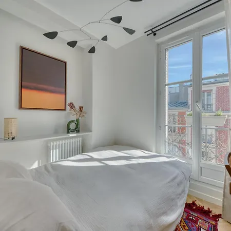 Lamarck Luxury Apartment *
